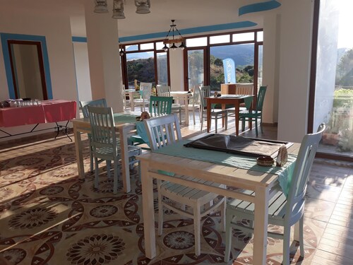 ADA KEKİĞİ PANSİYON