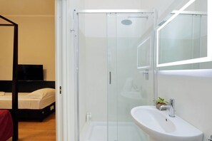 Standard Duplex, 1 Bedroom | Bathroom - Cozy Vittoria Colonna (Rome)