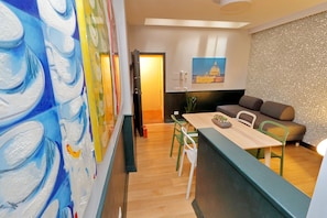 Duplex standard, 1 quarto | Opções para refeição no quarto