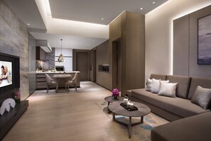 1 Bedroom Executive | Down duvets, in-room safe, desk, laptop workspace - Ascott Songshan Lake Dongguan (Dongguan)