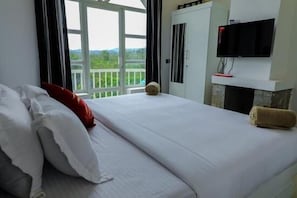 Egyptian cotton sheets, premium bedding, desk, blackout drapes