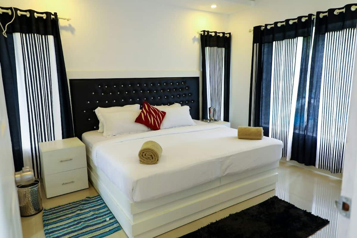 1 slaapkamer, lakens van Egyptisch katoen, luxe beddengoed, een bureau