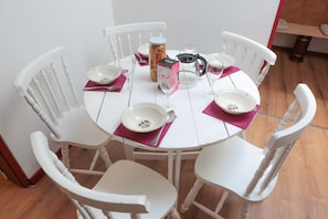 Daily full breakfast (EUR 5 per person)