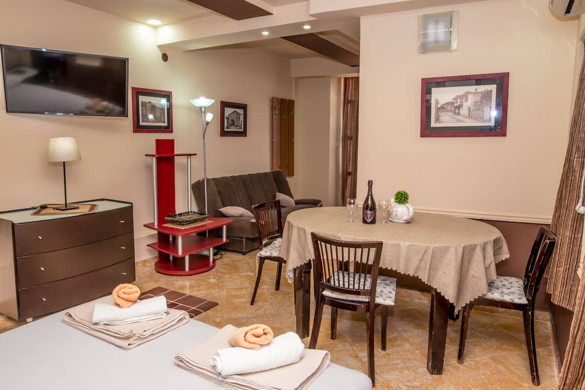 Comfort Apartment (2) | In-room dining
