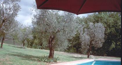 Casale S. Giovanni Villa avec piscine prĂšs de Rome 4-7 personnes