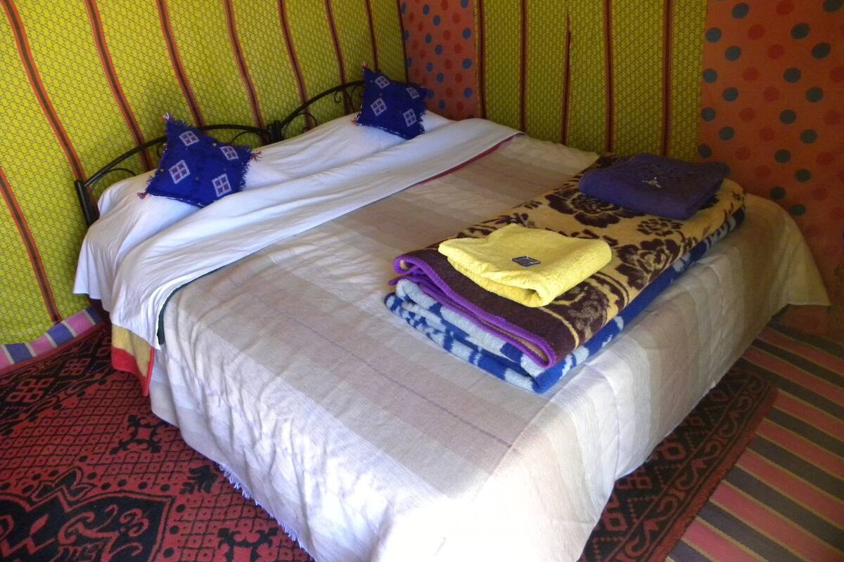Desk, blackout curtains, rollaway beds, free WiFi