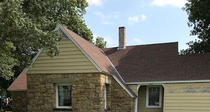 Rock Bottom Cottage - Cedar Vale Kansas