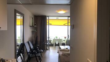 Chalet | Blackout drapes, soundproofing