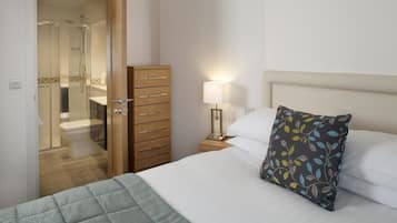 Two-Bedroom Lodge | Iron/ironing board, free WiFi, bed sheets