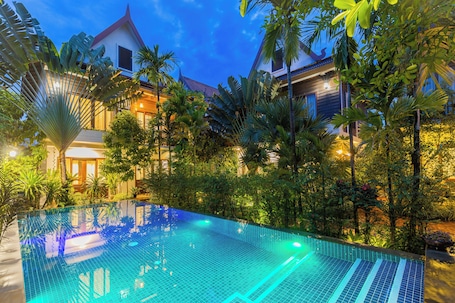 Outdoor pool. Golden Vishnu Villa