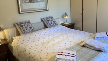 1 chambre, coffres-forts dans les chambres, bureau