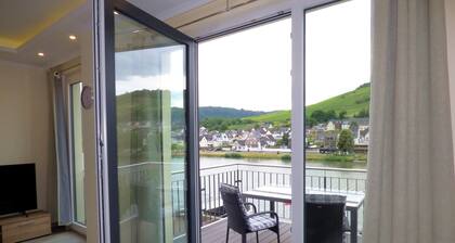 Comfortable, newly renovated apartments with a view of the Moselle