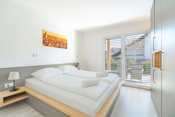 2 bedrooms, in-room safe, iron/ironing board, WiFi