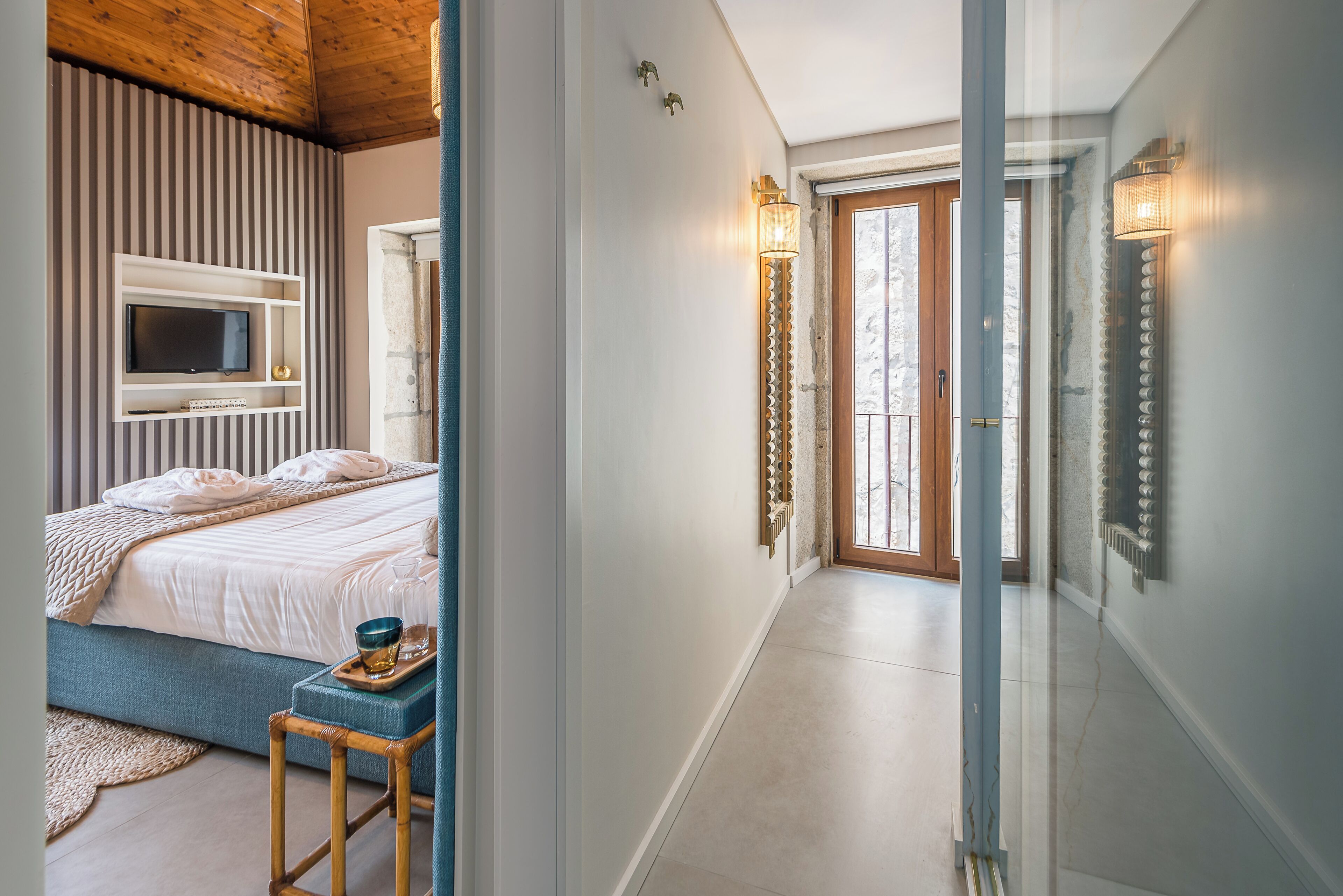 2 quartos, cofres nos quartos, Wi-Fi, roupa de cama