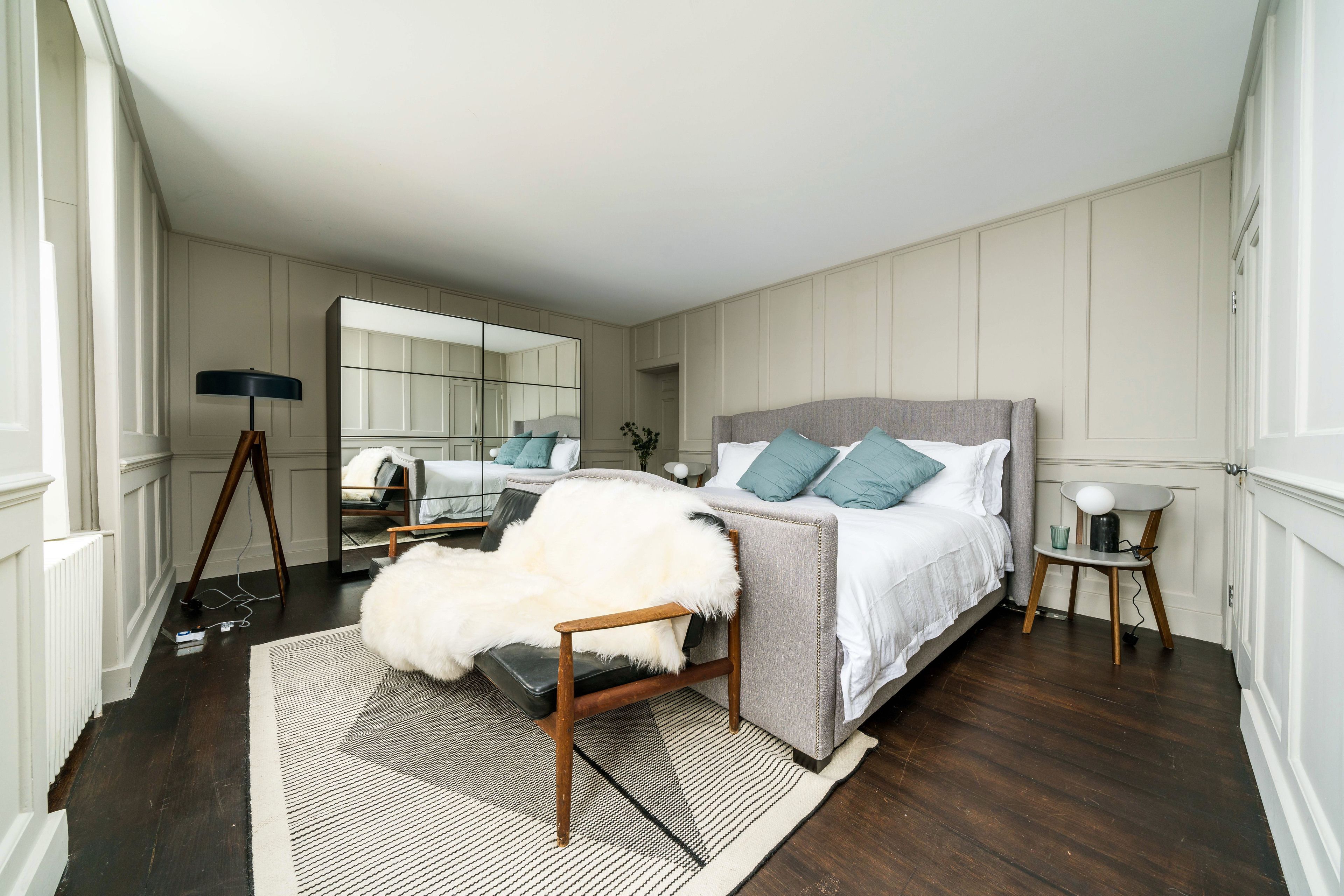 Apartment | Egyptian cotton sheets, premium bedding, memory-foam beds