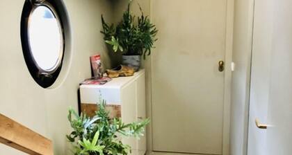 Houseboat Tante Piet