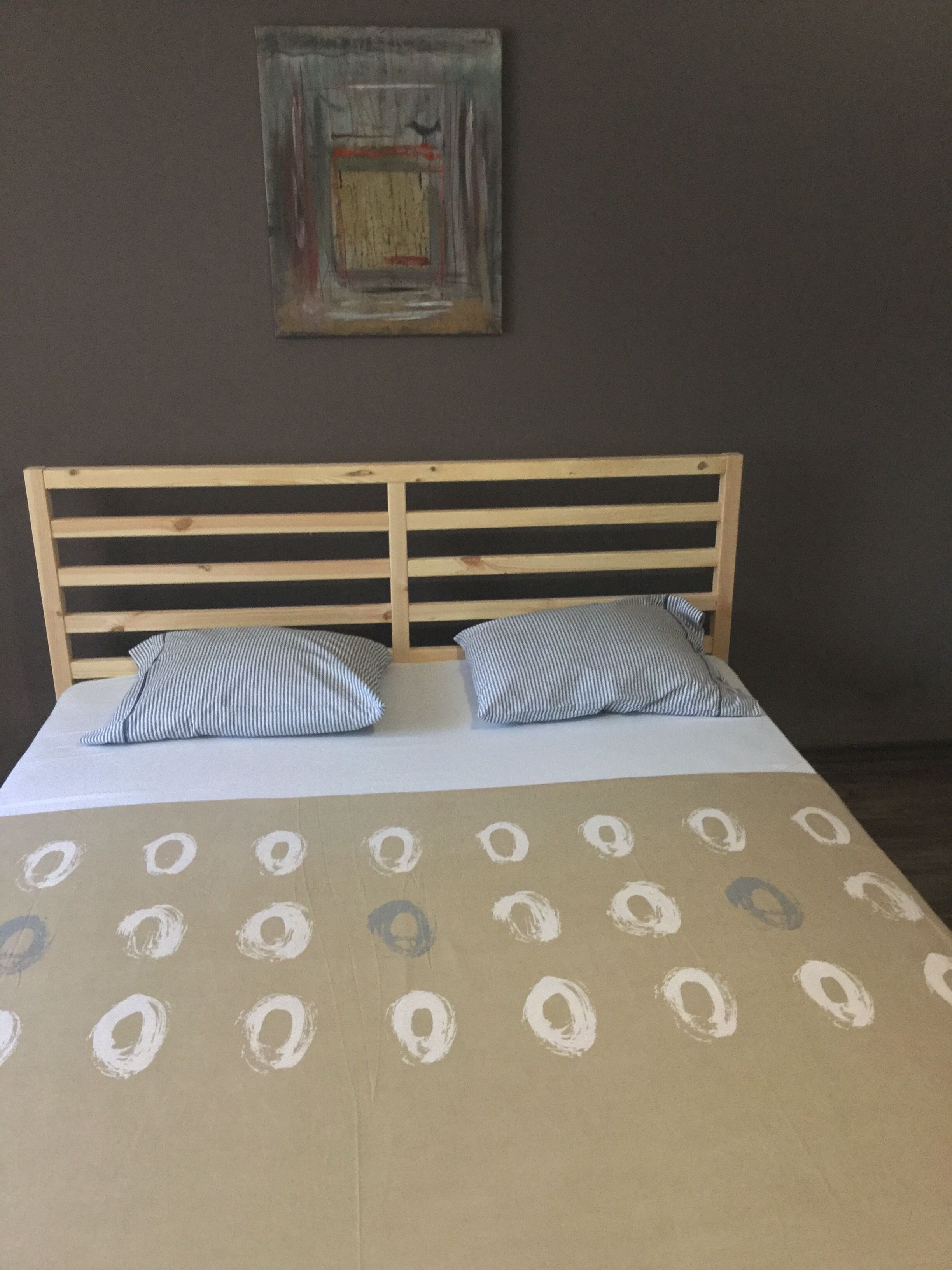 2 室のベッドルーム、WiFi