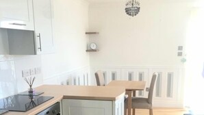 Unclassified image, 3 of 12, button - Seaspray 22a chalet (Chichester)