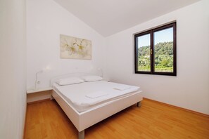 3 bedrooms, free WiFi - Apartments Biserka (Rab)