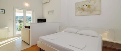 Studio (A2) | Salle de séjour