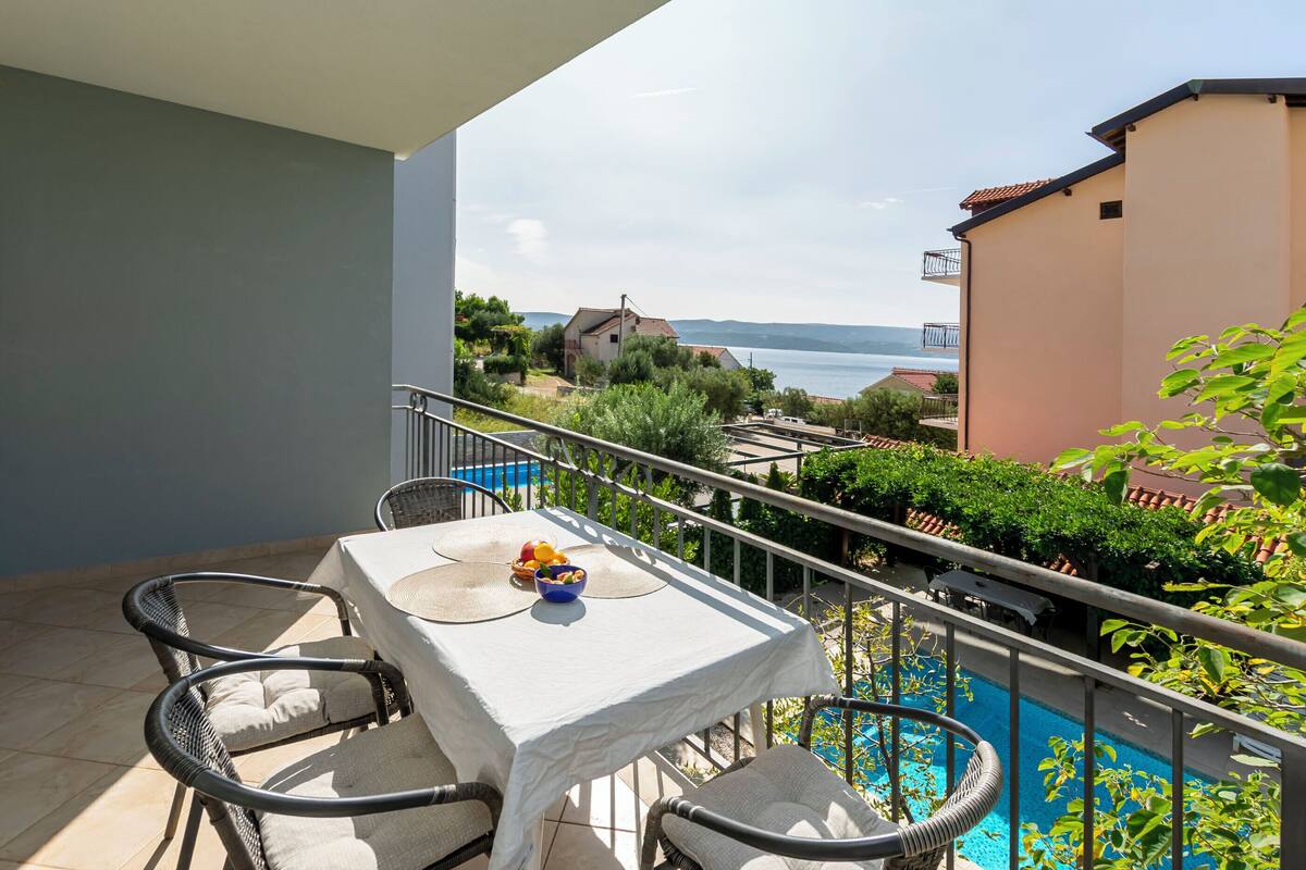 Apartment (A3) | Pool