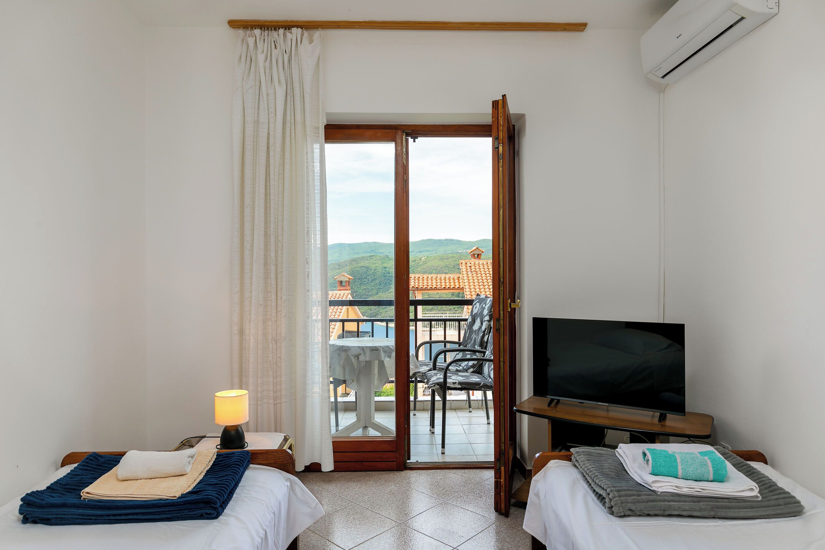 Apartment (A5) | 6 bedrooms, free WiFi