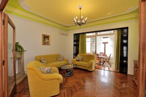 Departamento (A1) | Sala de estar
