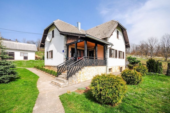 Building design - House Marica (Plitvicka Jezera)