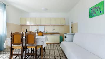 Apartment (A1) | Ruang tamu