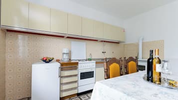 Apartment (A1) | Private kitchen
