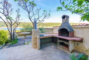 BBQ/picnic Area - Apartments Darko by the sea (Rab)