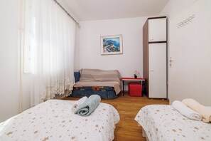 Apartment (A1)