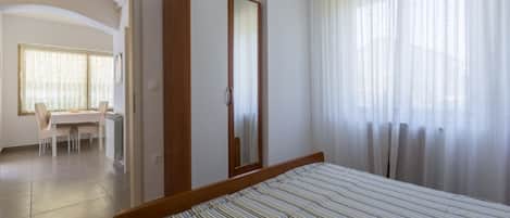 Appartement (A2) | 2 chambres, accĂšs au Wi-Fi (inclus)