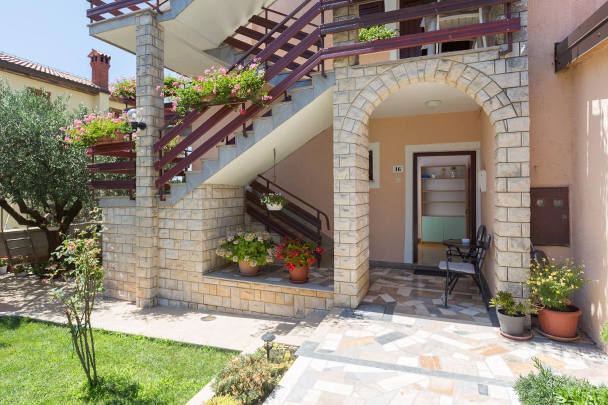 Studio (A1) | Terrace/patio