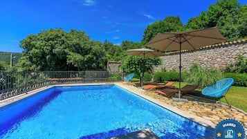 Piscine extérieure