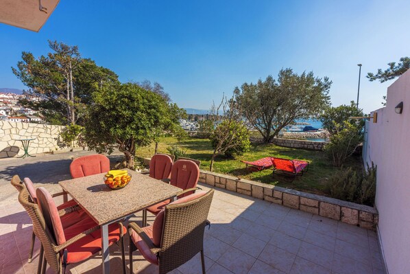 Apartment (A1) | Terrace/patio
