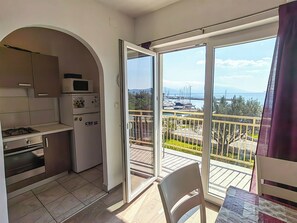 Apartment (A3) | Water view - Apartments Anamarija (Novi Vinodolski)