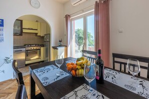 Apartment (A1) | Private kitchen