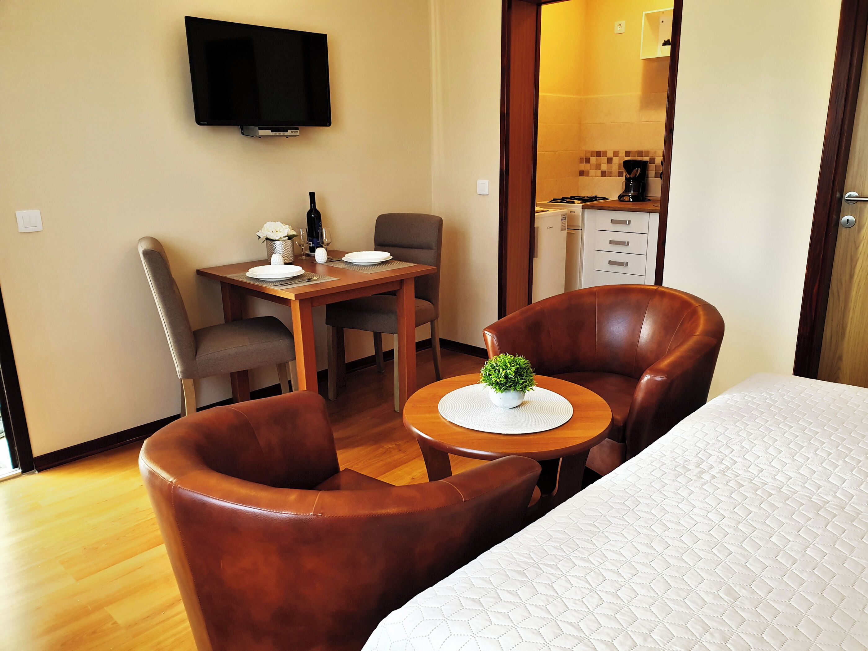 Studio (A1) | Interior