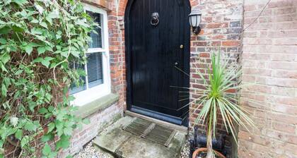 Hanger Down House Bed and Breakfast