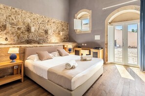 Comfort Double Room | Frette Italian sheets, premium bedding, memory foam beds, minibar - Ballium Luxury Relais (Avola)