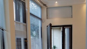 City view - Villa Flora (Tbilisi)