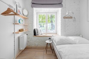 1 chambre, fer et planche à repasser, Wi-Fi gratuit, draps fournis