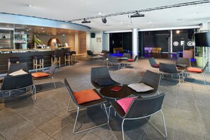 Bar (in der Unterkunft)