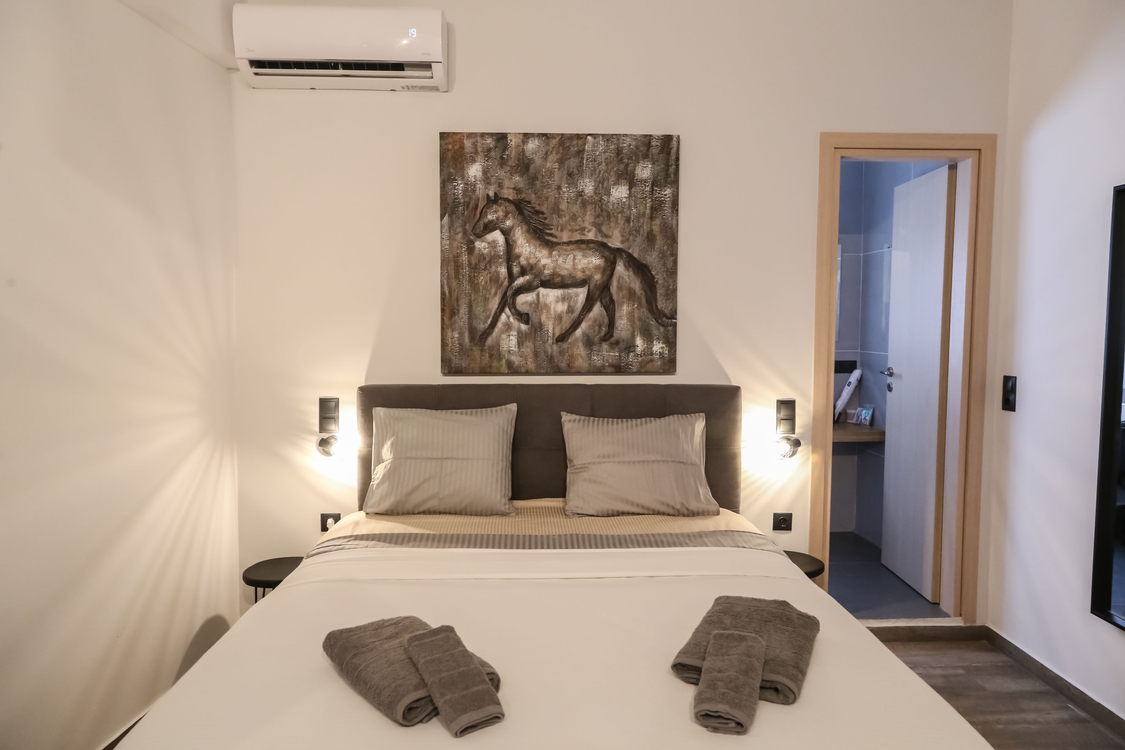 Family Studio | Egyptian cotton sheets, premium bedding, pillow-top beds, in-room safe