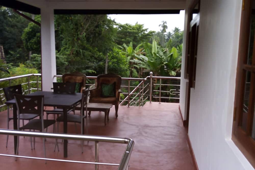 Senuri Home stay