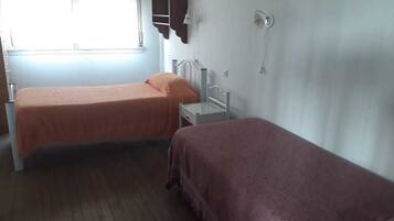 2 habitaciones, decoración personalizada y muebles diferentes