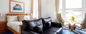 Free WiFi, bed sheets - The Olive Branch (St Ives)