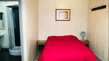 Double Room | Free WiFi