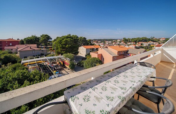 Apartment (A1) | Balcony